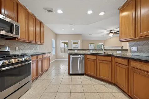 21007 Pineda Circle Richmond TX 77406