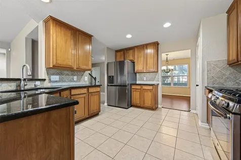 21007 Pineda Circle Richmond TX 77406