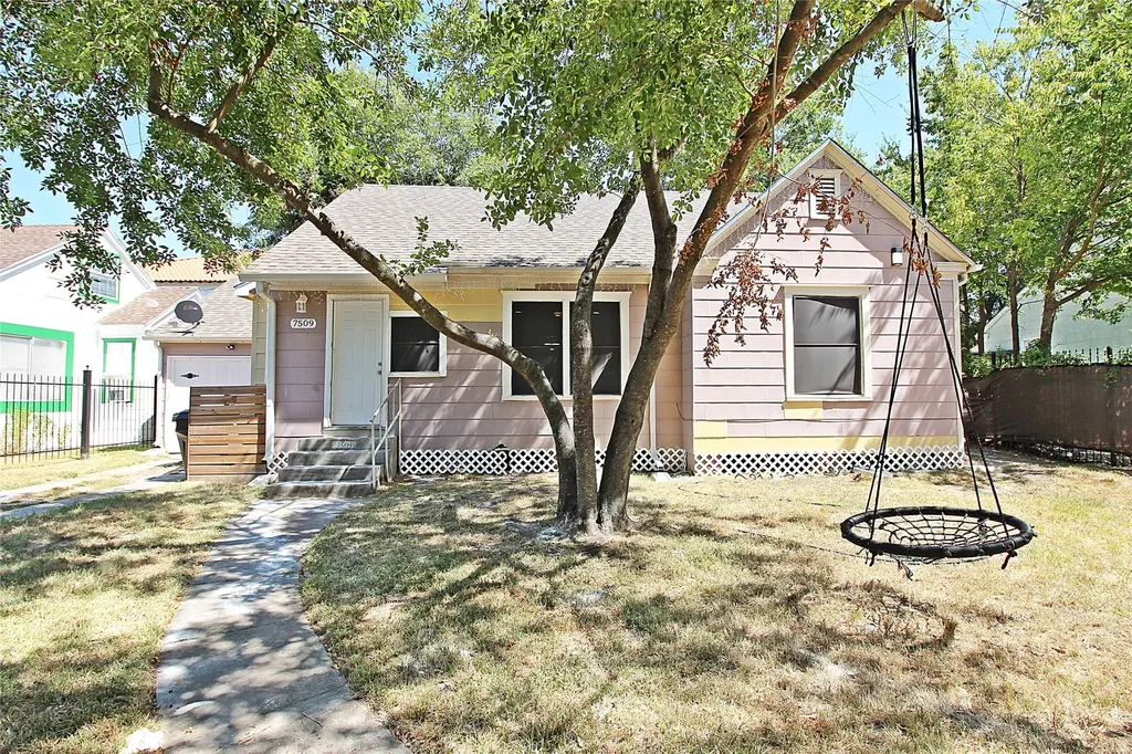 7509 Elm Street Houston TX 77023