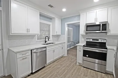 7509 Elm Street Houston TX 77023