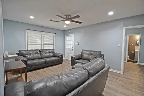 7509 Elm Street Houston TX 77023