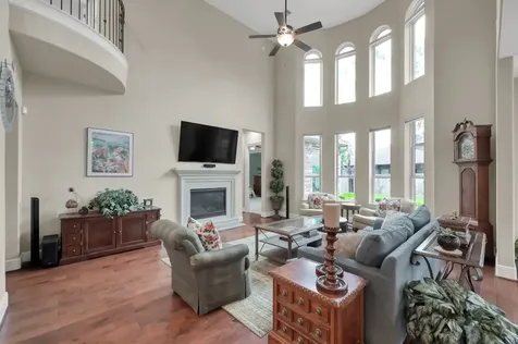 11 Rosy Finch Place The Woodlands TX 77389