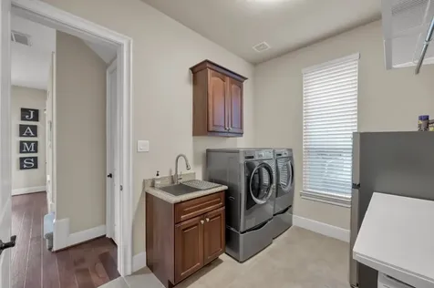11 Rosy Finch Place The Woodlands TX 77389