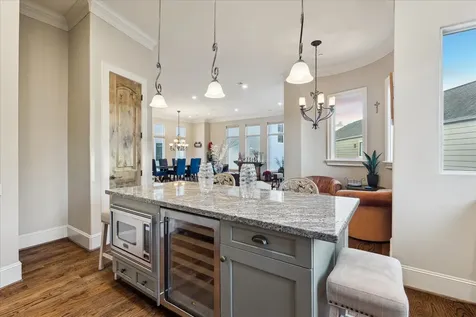 5207 Calle Montilla Place Houston TX 77007