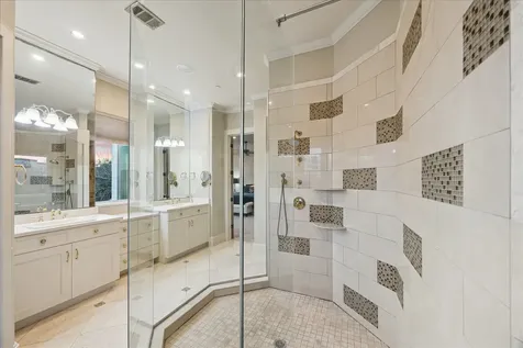 5207 Calle Montilla Place Houston TX 77007