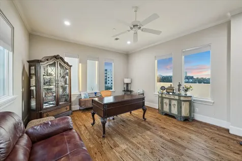 5207 Calle Montilla Place Houston TX 77007