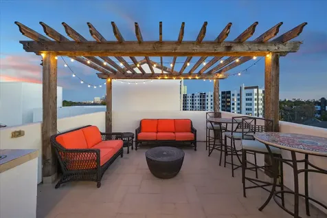 5207 Calle Montilla Place Houston TX 77007