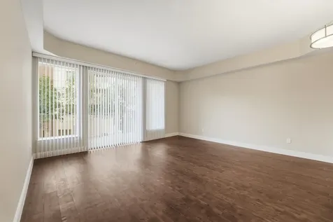 3505 Sage Road 208 Houston TX 77056