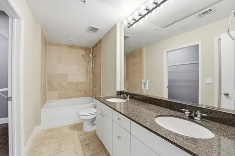 3505 Sage Road 208 Houston TX 77056