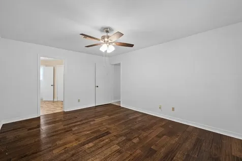 4007 Valley Estates Drive Houston TX 77082