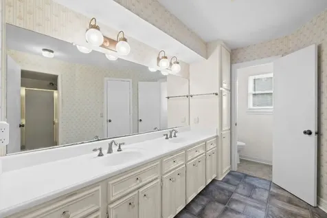 4007 Valley Estates Drive Houston TX 77082