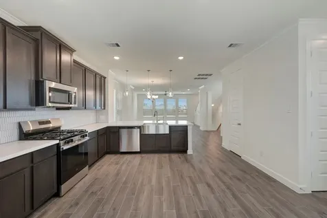 3016 Tres Olivos Drive Houston TX 77047