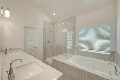 3016 Tres Olivos Drive Houston TX 77047
