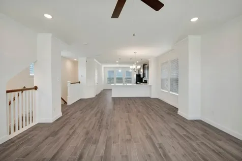 3016 Tres Olivos Drive Houston TX 77047
