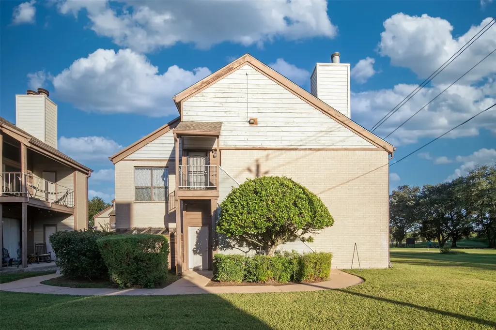 8257 Sands Point Drive 167 Houston TX 77036