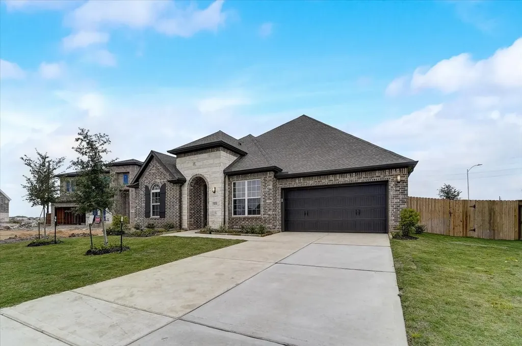 5631 Diamond Dust Drive Richmond TX 77469
