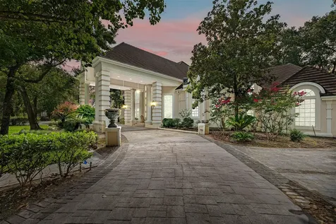 205 Grogans Point Road The Woodlands TX 77380