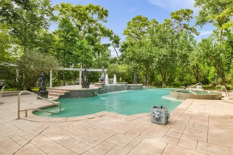 205 Grogans Point Road The Woodlands TX 77380