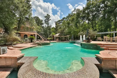 205 Grogans Point Road The Woodlands TX 77380