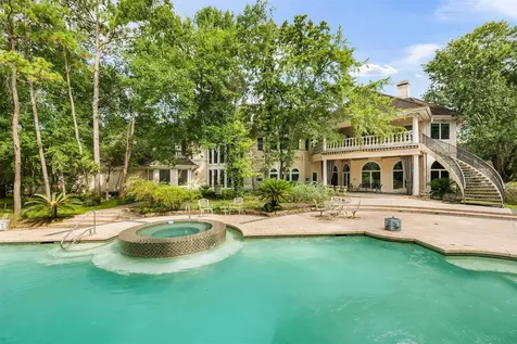 205 Grogans Point Road The Woodlands TX 77380
