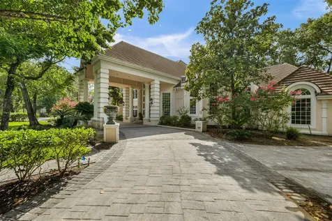205 Grogans Point Road The Woodlands TX 77380