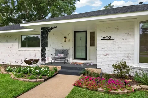1602 Harrison Road Brenham TX 77833