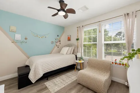 4602 Ten Sleep Lane Friendswood TX 77546