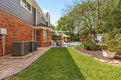 4602 Ten Sleep Lane Friendswood TX 77546