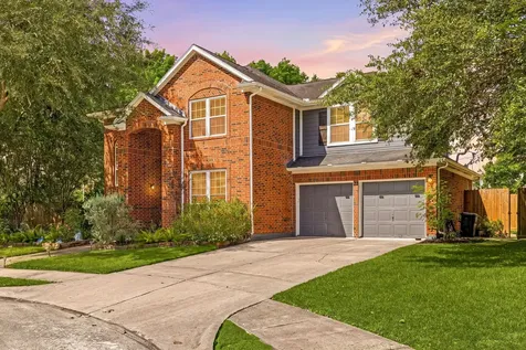 4602 Ten Sleep Lane Friendswood TX 77546