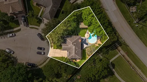 4602 Ten Sleep Lane Friendswood TX 77546
