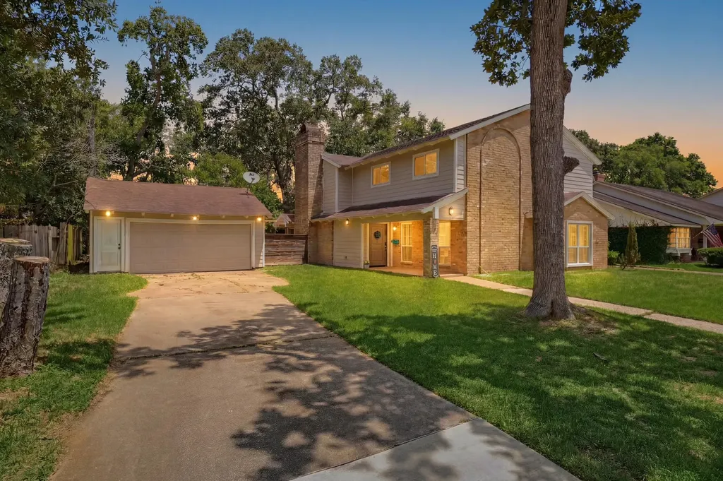 311 Shadow Creek Drive El Lago TX 77586