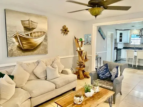 1114 Bayou Circle Galveston TX 77551