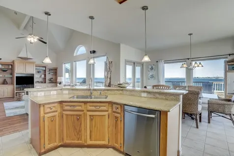 442 Jeanie Lynn Street Tiki Island TX 77554