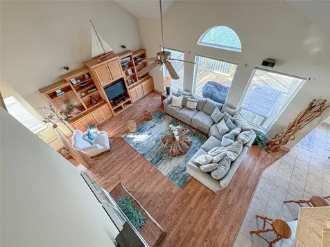 442 Jeanie Lynn Street Tiki Island TX 77554