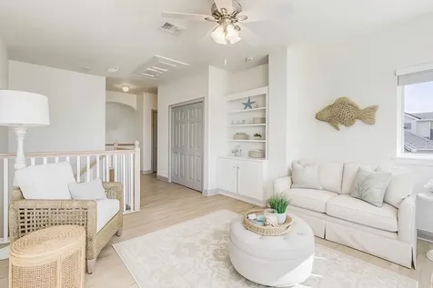442 Jeanie Lynn Street Tiki Island TX 77554