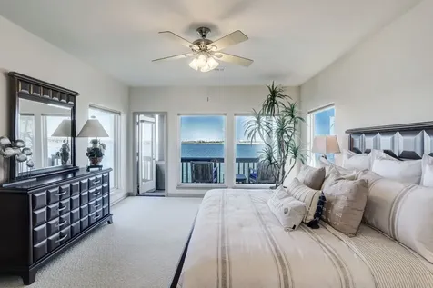 442 Jeanie Lynn Street Tiki Island TX 77554