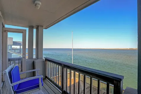 442 Jeanie Lynn Street Tiki Island TX 77554