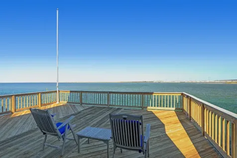 442 Jeanie Lynn Street Tiki Island TX 77554
