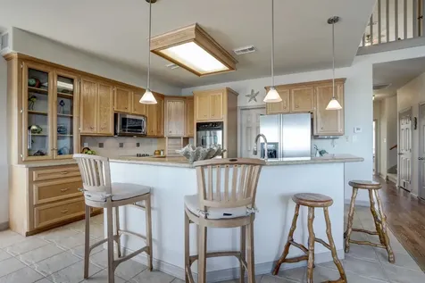 442 Jeanie Lynn Street Tiki Island TX 77554