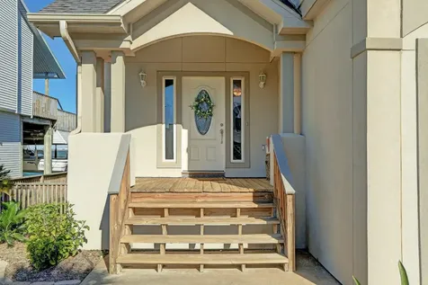 442 Jeanie Lynn Street Tiki Island TX 77554