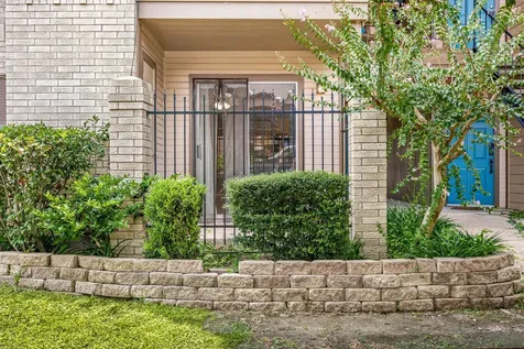 2121 Hepburn Street 710 Houston TX 77054