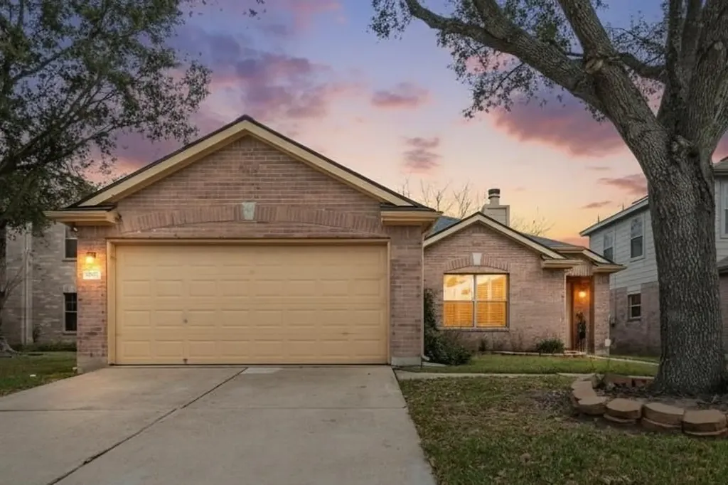 7922 Owl Lane Baytown TX 77523