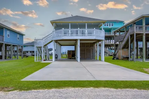 143 Ocean View Drive Crystal Beach TX 77650