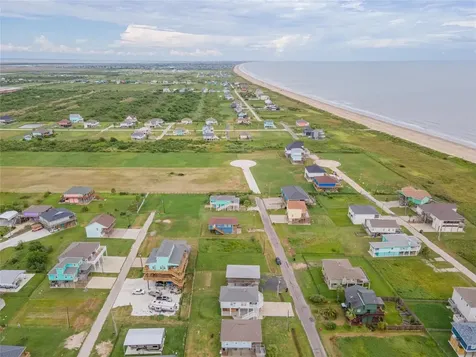 143 Ocean View Drive Crystal Beach TX 77650