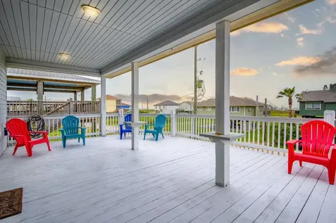143 Ocean View Drive Crystal Beach TX 77650