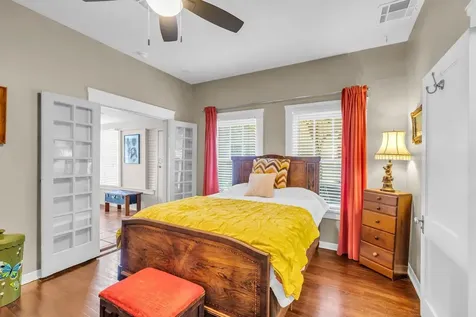 2608 Hopkins Street Houston TX 77006