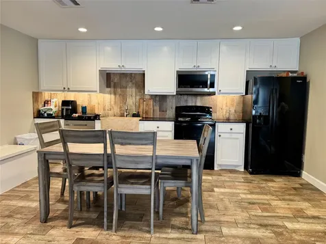 10202 Forum Park Drive 242 Houston TX 77036