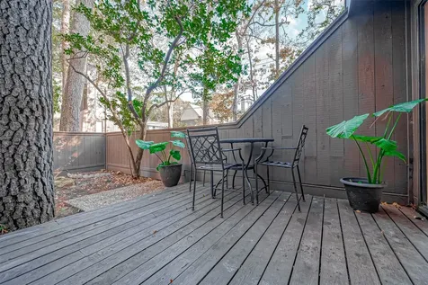 316 Litchfield Lane Houston TX 77024