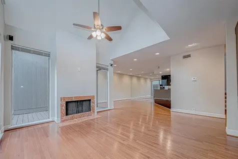 316 Litchfield Lane Houston TX 77024