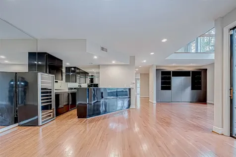 316 Litchfield Lane Houston TX 77024